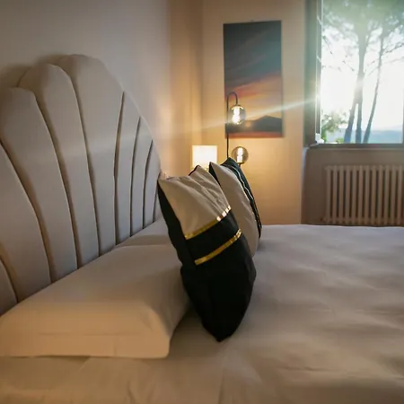 Egle Perugia Pensión Cenerente